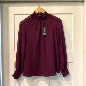 Cable & Gauge Women’s Elegant Blouse Sz Small Sheer Sleeves Ruffled Cuffs